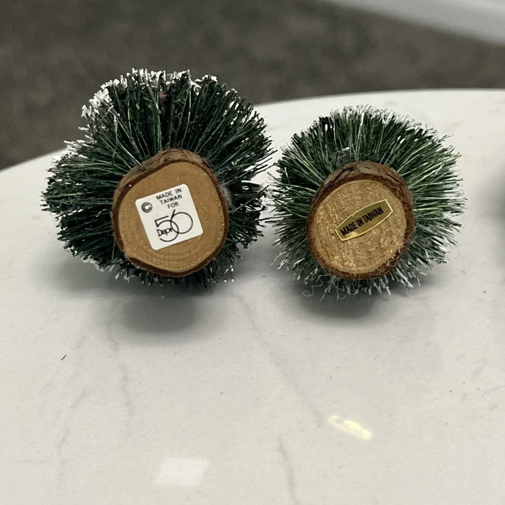 Dept 56 Christmas Village Frosted Flocked Topiary Bottle Brush Trees Lot of 4‎